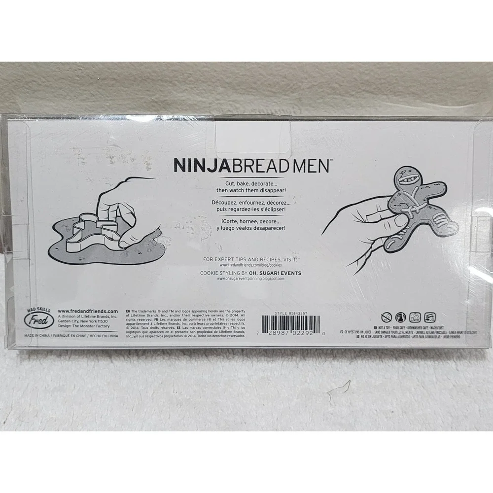 Fred & Friends Ninjabread Men Cookie Cutter They're Cut Out For Action 2010 New